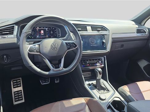 Used 2023 Volkswagen Tiguan SEL R-Line AWD/4WD image 20