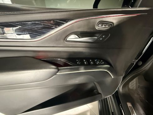 Used 2023 Cadillac Escalade V w/ LPO, ONYX Package AWD/4WD image 23