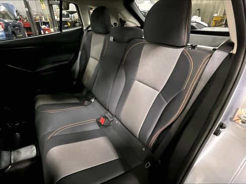 Used 2019 Subaru Crosstrek 2.0i Premium w/ Eyesight System image 19