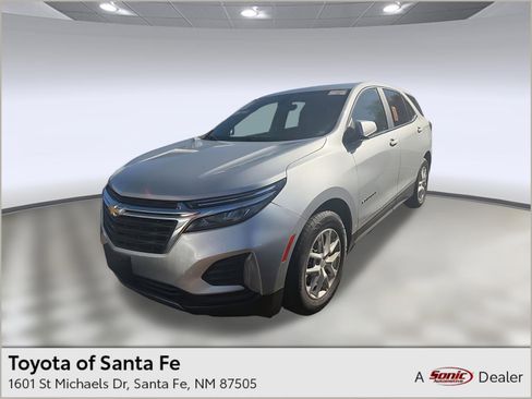 Used 2022 Chevrolet Equinox LT FWD image 1