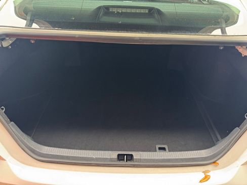 Used 2025 Toyota Camry LE FWD image 18