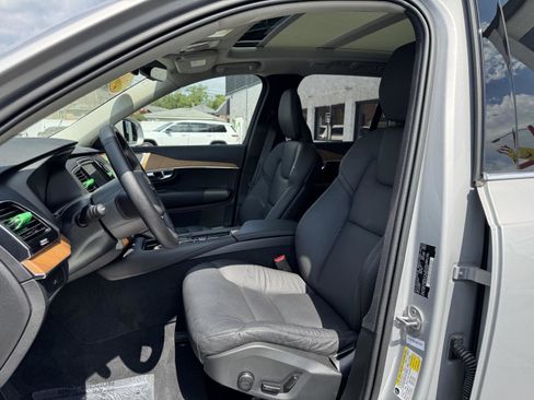 Used 2024 Volvo XC90 B5 Plus image 20