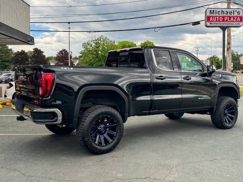 Used 2021 GMC Sierra 1500 SLE w/ Preferred Package AWD/4WD image 4