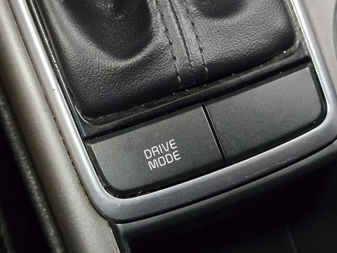 Used 2020 Kia Optima LX image 6