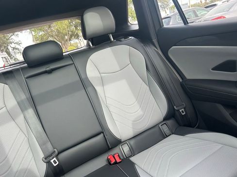 New 2026 Volkswagen Tiguan SE R-Line image 14