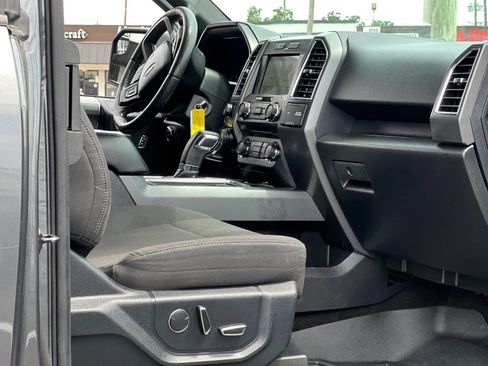 Used 2016 Ford F150 XLT w/ Equipment Group 302A Luxury AWD/4WD image 8