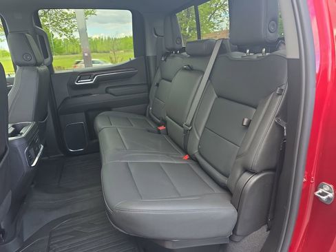Certified 2024 GMC Sierra 1500 SLT w/ SLT Premium Package AWD/4WD image 28