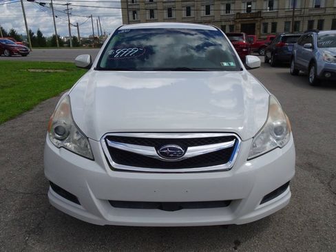 Used 2011 Subaru Legacy 2.5i Premium w/ All-Weather Pkg AWD/4WD image 3