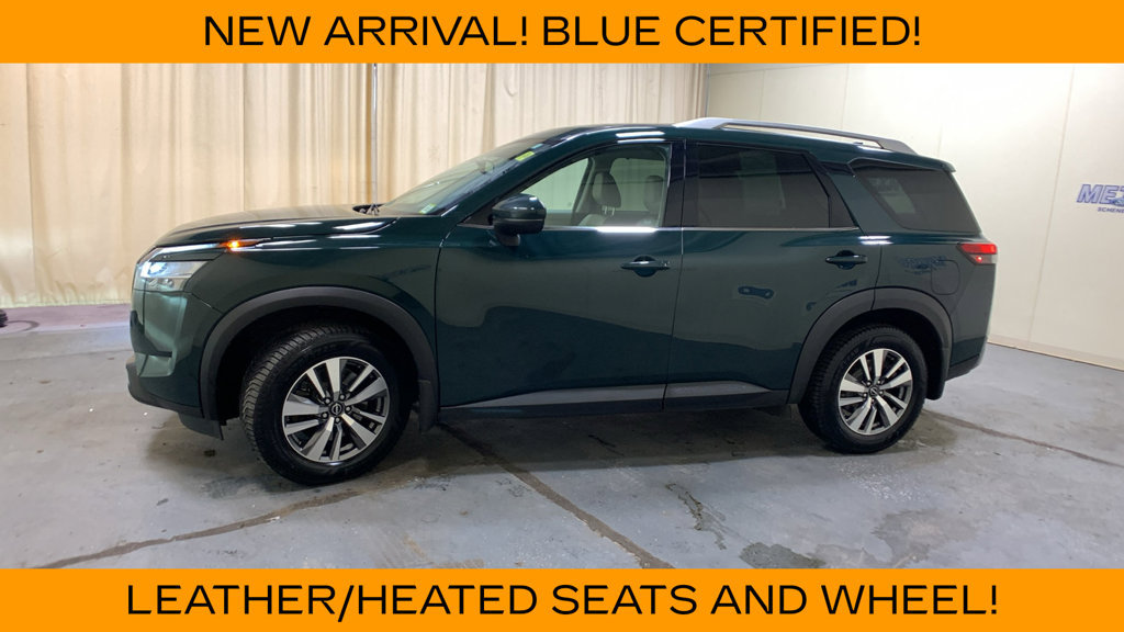 Used 2022 Nissan Pathfinder SL w/ SL Black Package AWD/4WD image 6