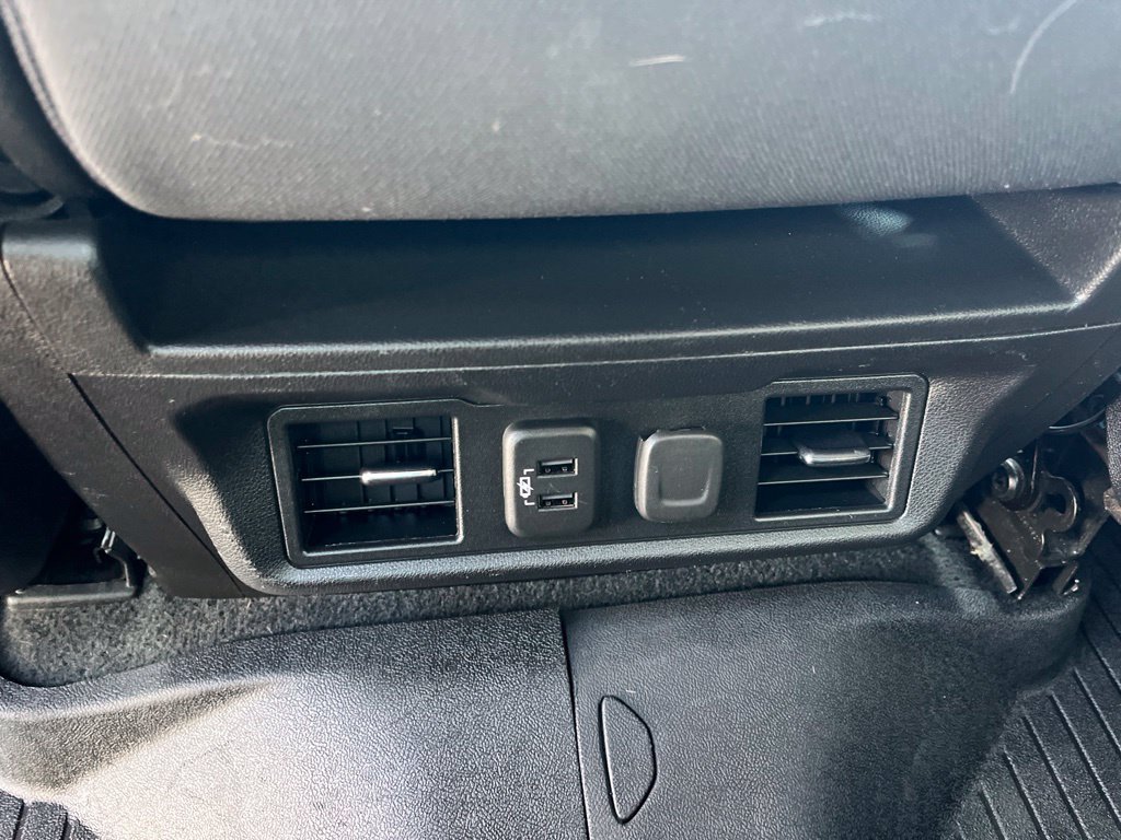 Used 2020 Chevrolet Silverado 1500 RST AWD/4WD image 27