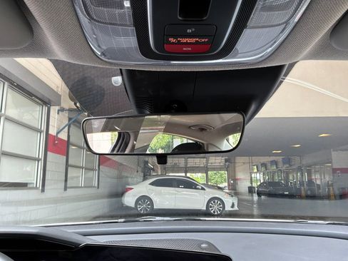 Used 2025 Hyundai Elantra SEL FWD image 17