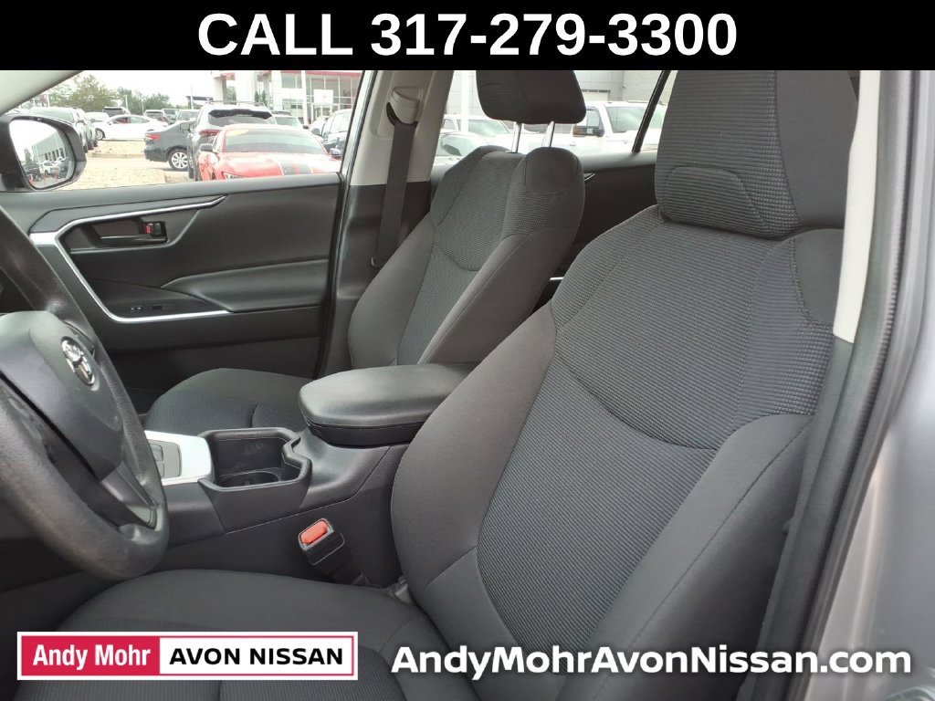 Used 2025 Toyota RAV4 LE AWD/4WD image 17