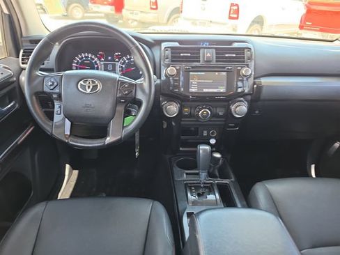 Used 2016 Toyota 4Runner Trail Premium AWD/4WD image 7