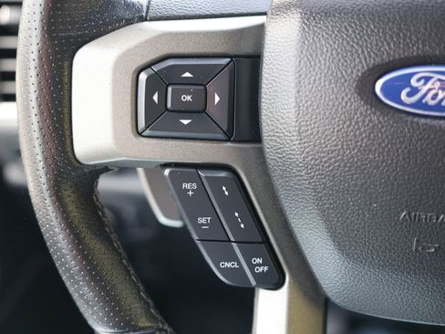 Used 2019 Ford F150 Raptor w/ Equipment Group 802A Luxury AWD/4WD image 18