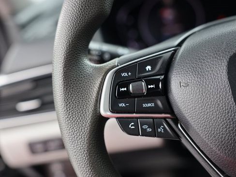 Used 2020 Honda Accord LX image 16