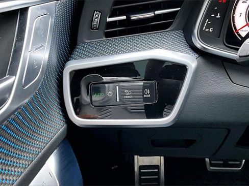 Used 2024 Audi RS 7 Performance w/ Matte Carbon Package image 26