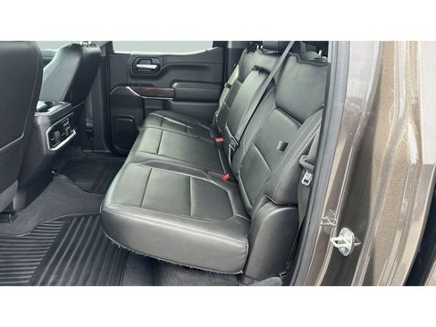 Used 2019 GMC Sierra 1500 SLT w/ SLT Premium Package AWD/4WD image 18