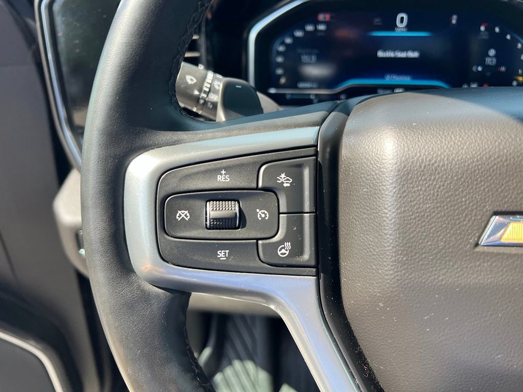 Used 2024 Chevrolet Silverado 1500 LTZ AWD/4WD image 49