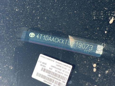 Used 2026 Toyota Camry SE FWD image 10