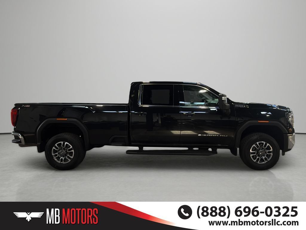 Used 2024 GMC Sierra 3500 SLE w/ SLE Value Package AWD/4WD image 5