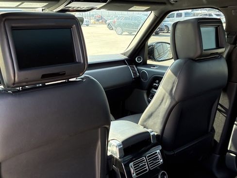 Used 2018 Land Rover Range Rover HSE image 15