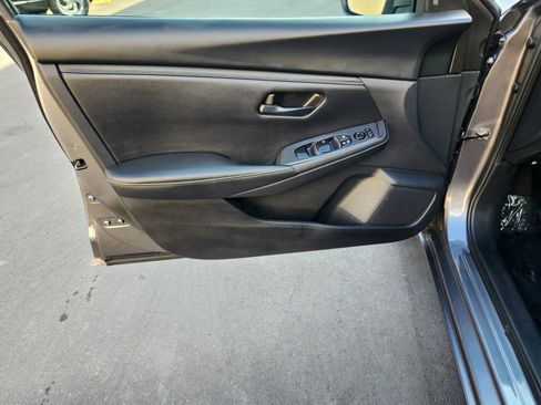 Used 2024 Nissan Sentra S FWD image 42