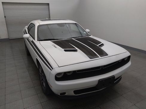 Used 2018 Dodge Challenger GT w/ GT Interior Package AWD/4WD image 14