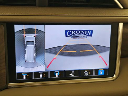 Used 2021 GMC Yukon Denali w/ Denali Premium Package AWD/4WD image 14