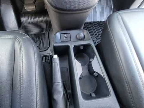 Used 2021 Ford Transit Connect XL FWD image 28