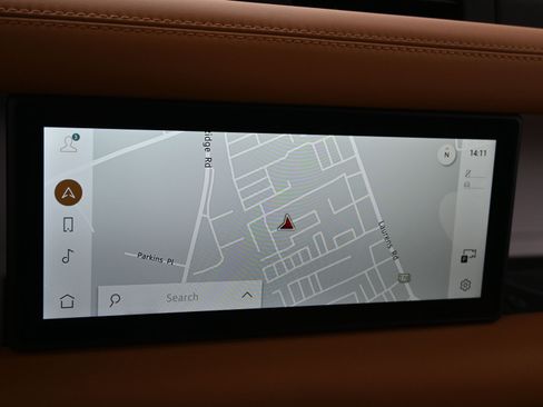 Certified 2023 Land Rover Defender 110 SE image 15