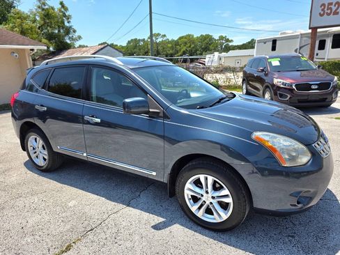 Used 2013 Nissan Rogue SV FWD image 5
