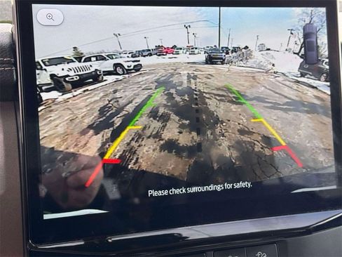 Used 2023 Ford Expedition Max XLT image 24