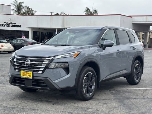 New 2026 Nissan Rogue SV image 5