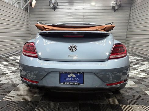 Used 2019 Volkswagen Beetle 2.0T Final Edition SEL FWD image 7