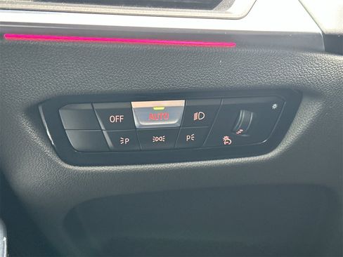 Used 2024 BMW 330i Sedan image 30