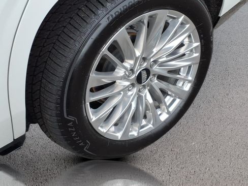 Certified 2025 Cadillac Escalade Premium Luxury w/ Touring Package AWD/4WD image 9