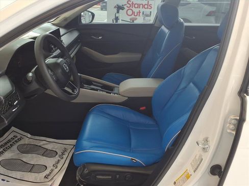 New 2025 Honda Accord SE image 30