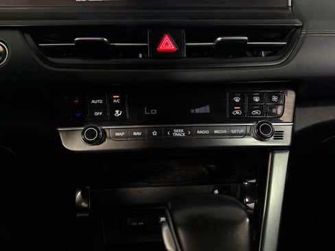 Used 2025 Kia Seltos EX AWD/4WD image 18