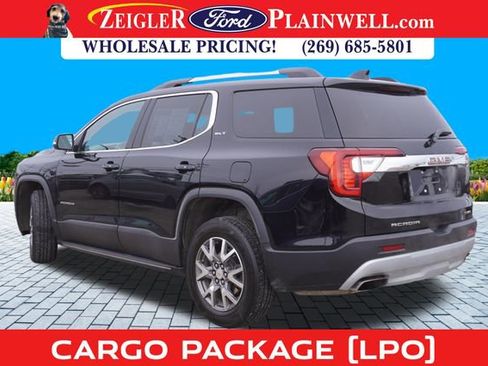 Used 2021 GMC Acadia SLT w/ LPO, Cargo Package image 3