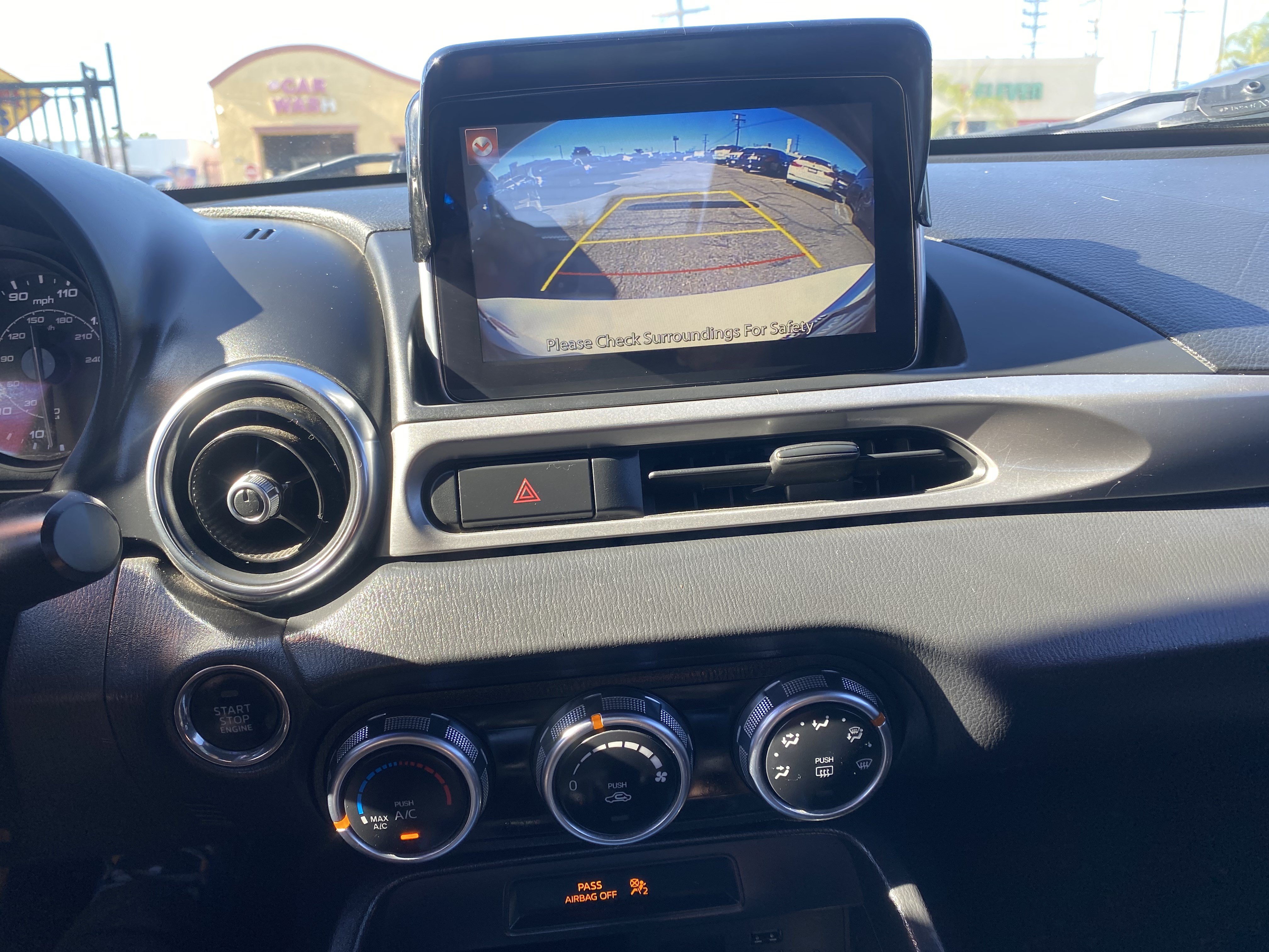 Used 2017 FIAT 124 Spider Classica RWD image 23