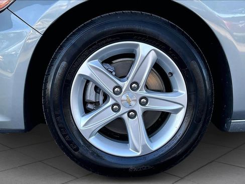 Used 2024 Chevrolet Malibu LT image 9