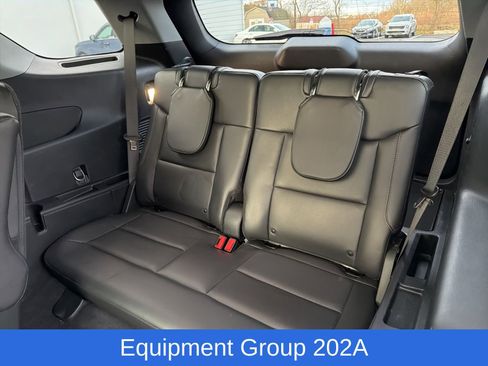Used 2022 Ford Explorer XLT w/ Equipment Group 202A image 20