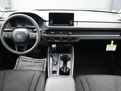 Used 2023 Honda Accord EX image 19