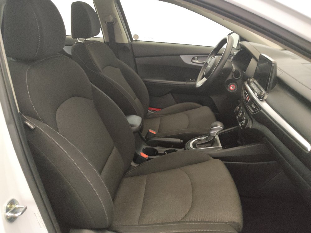 Used 2022 Kia Forte LXS FWD image 21