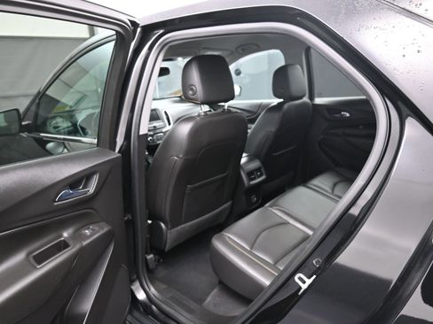 Used 2020 Chevrolet Equinox LT w/ Midnight Edition image 18