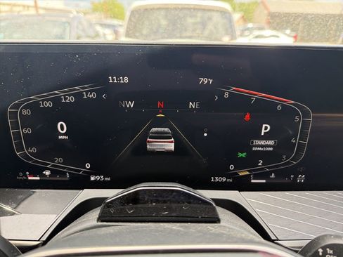 Used 2025 INFINITI QX80 Autograph image 12