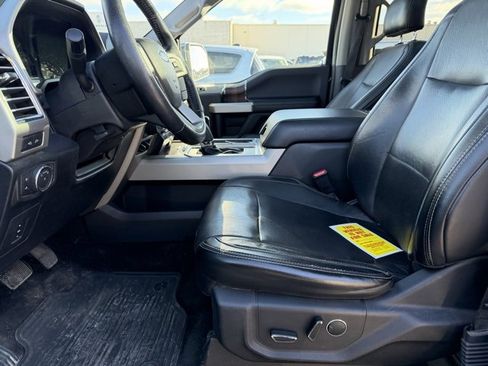 Used 2016 Ford F150 Lariat image 12