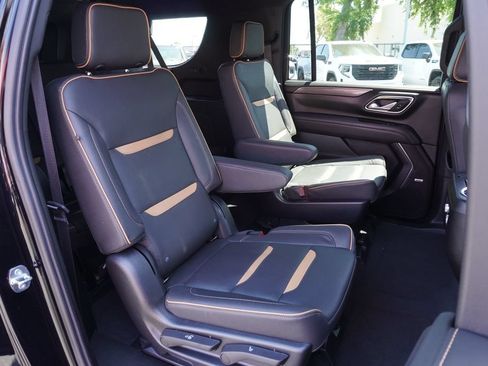 Certified 2023 GMC Yukon XL AT4 w/ Technology Package AWD/4WD image 10