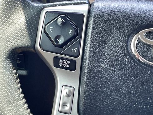 Used 2022 Toyota 4Runner SR5 RWD image 12