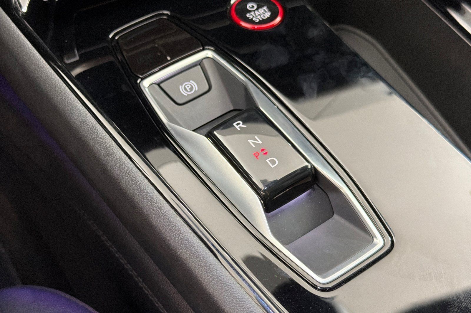 Used 2024 Audi e-tron GT Premium Plus AWD/4WD image 20